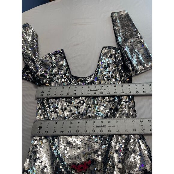 NWT French Connection Grey Silver Zena Sequin Long Sleeve Bodysuit Size Medium - Picture 3 of 7